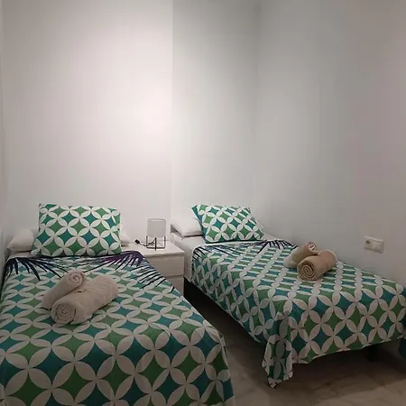 Cerca Del Centro Histórico De Ii * Málaga