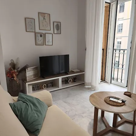 Cerca Del Centro Historico De Ii * Málaga